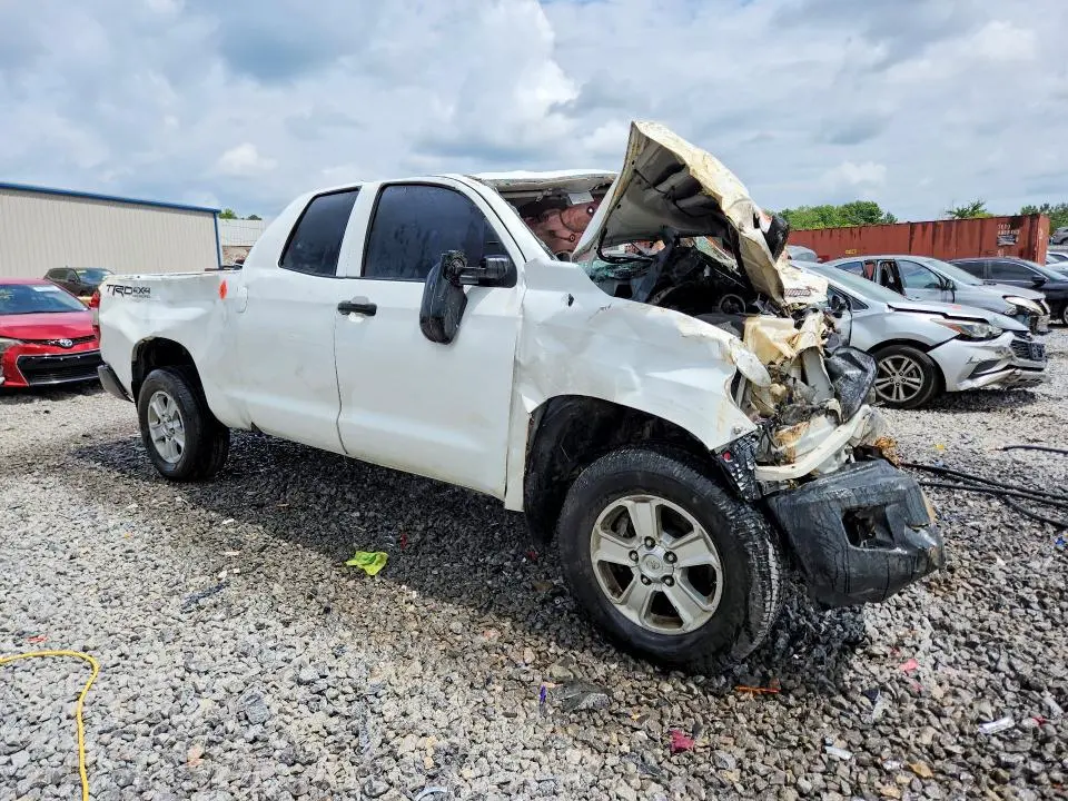 2015 TOYOTA TUNDRA SR  