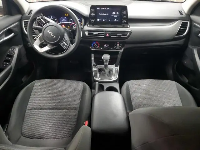 2023 KIA SELTOS LX  