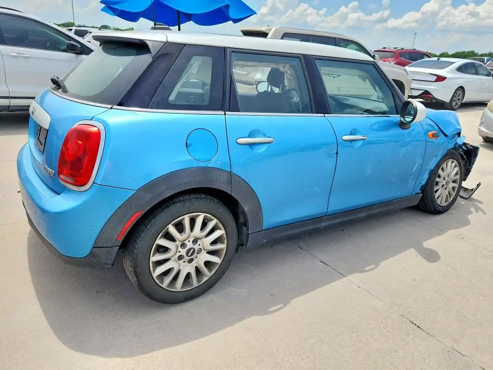 2015 MINI COOPER   