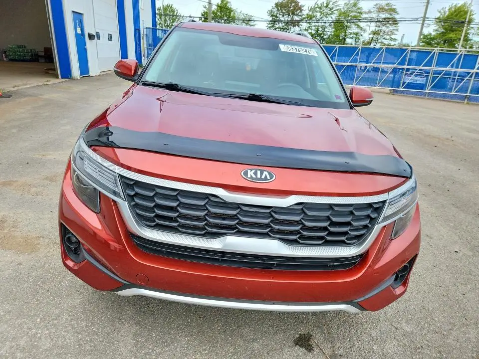 2021 KIA SELTOS LX  
