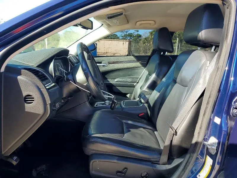 2015 CHRYSLER 300 LIMITED  