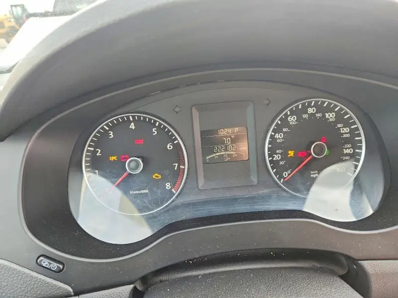 2012 VOLKSWAGEN JETTA SE  