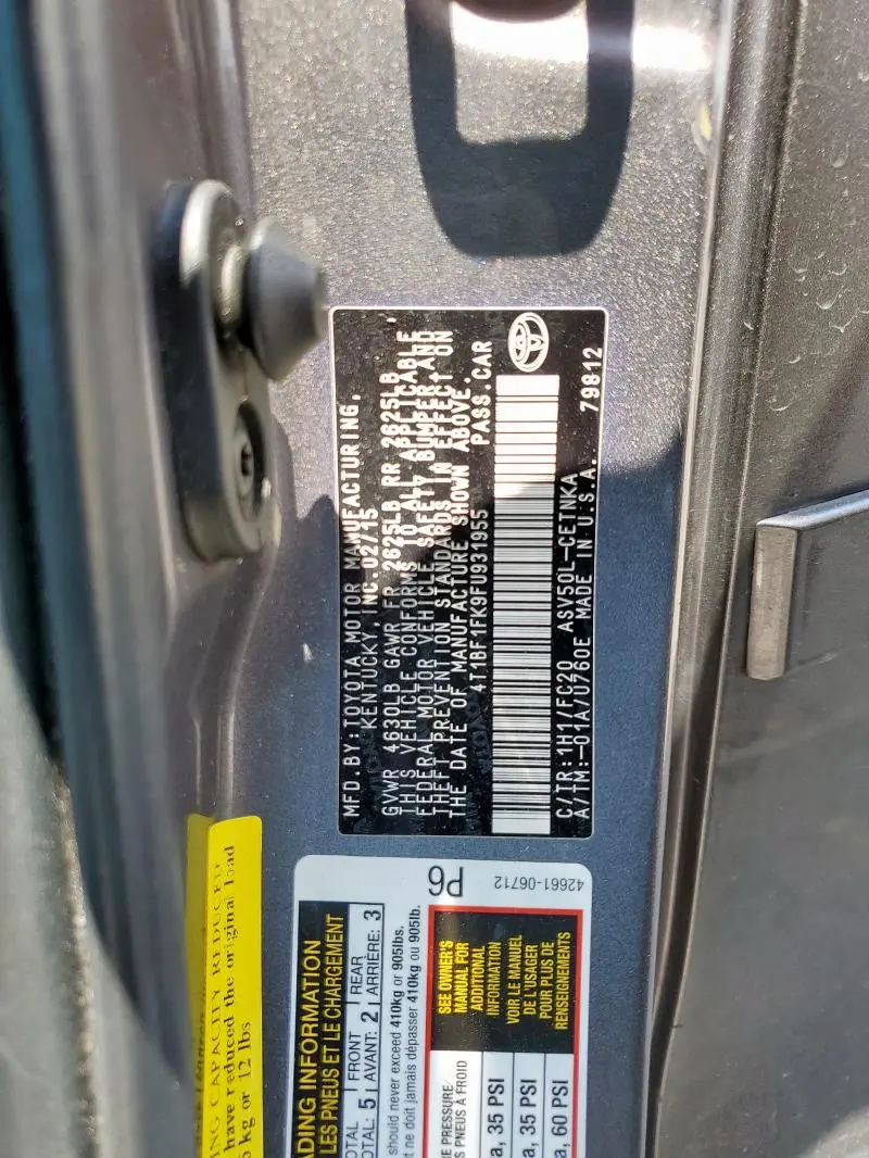 2015 TOYOTA CAMRY LE