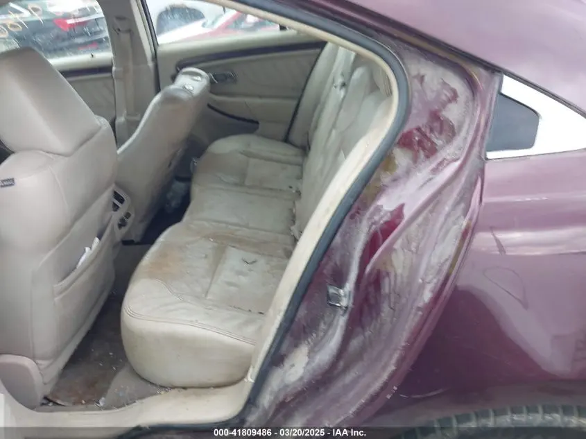 2011 FORD TAURUS LIMITED