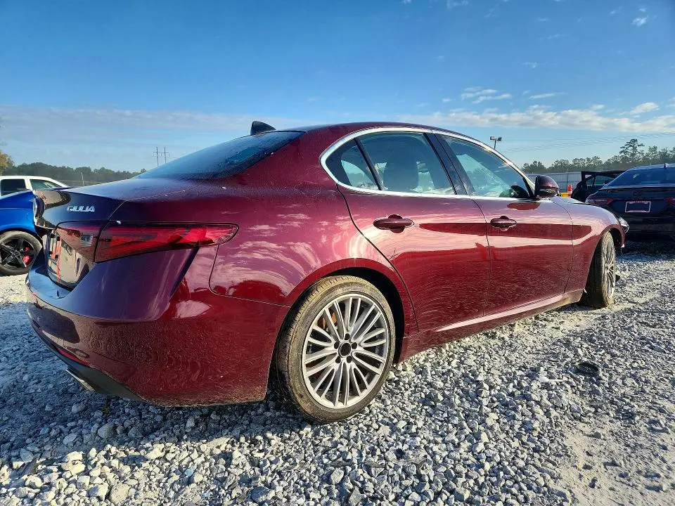 2019 ALFA ROMEO GIULIA TI  