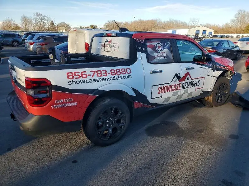 2025 FORD MAVERICK LARIAT  