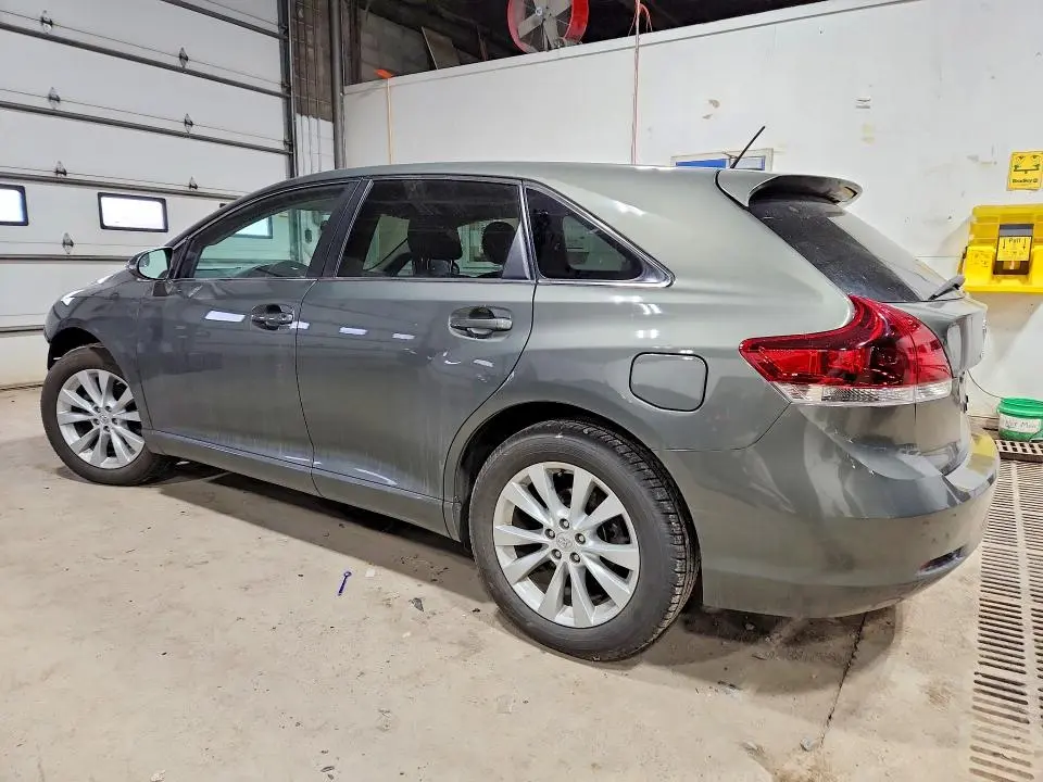 2014 TOYOTA VENZA LE  