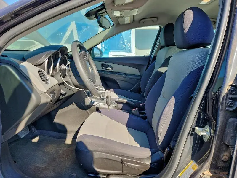 2012 CHEVROLET CRUZE LS  