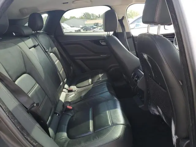 2017 JAGUAR F-PACE PRESTIGE