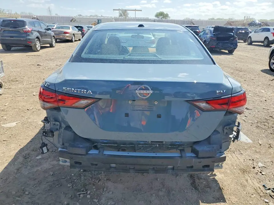 2024 NISSAN SENTRA SV  