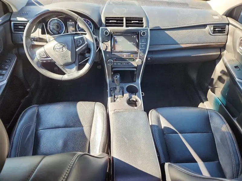 2017 TOYOTA CAMRY XLE  