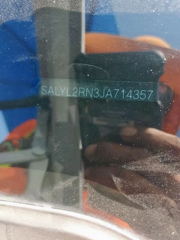 2018 LAND ROVER RANGE ROVER VELAR R-DYNAMIC SE  