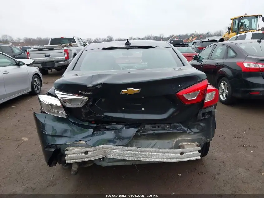 2018 CHEVROLET CRUZE LT AUTO