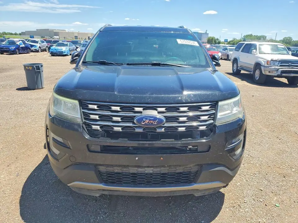 2017 FORD EXPLORER XLT  