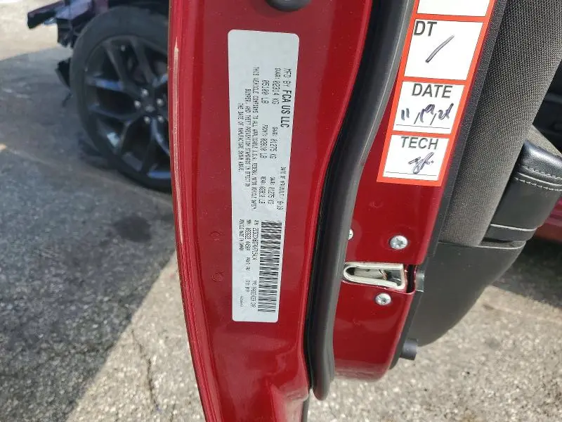 2019 DODGE CHARGER SXT  
