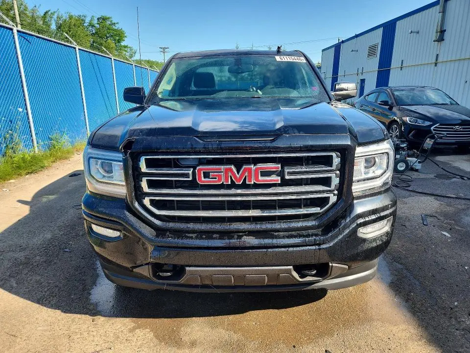 2017 GMC SIERRA K1500 SLE  