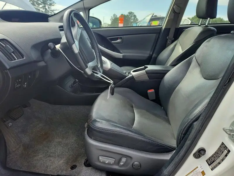 2015 TOYOTA PRIUS FOUR  