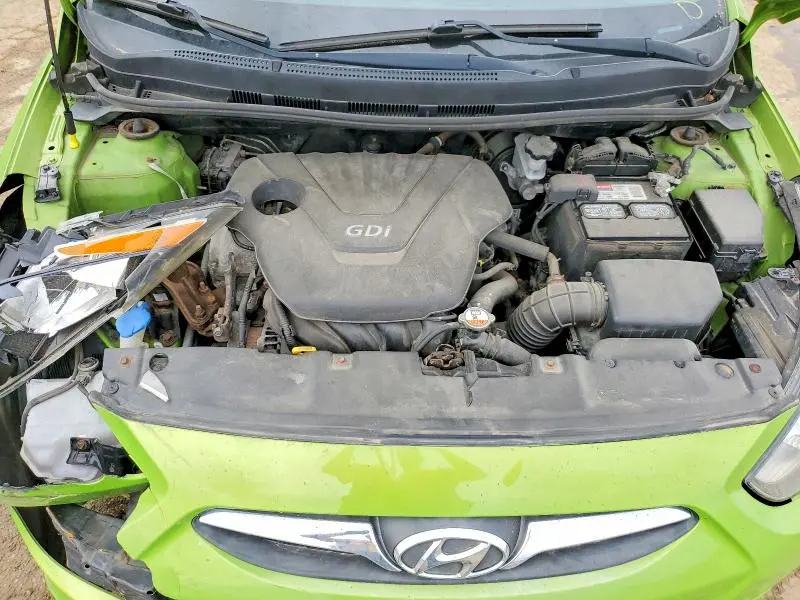 2013 HYUNDAI ACCENT GS  