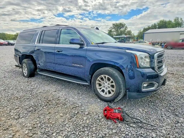 2017 GMC YUKON XL K1500 SLT  