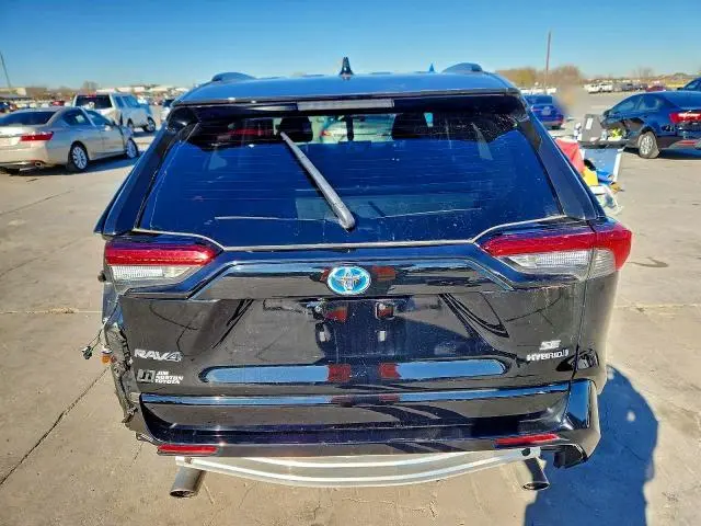 2022 TOYOTA RAV4 SE  