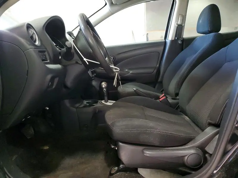 2015 NISSAN VERSA S  