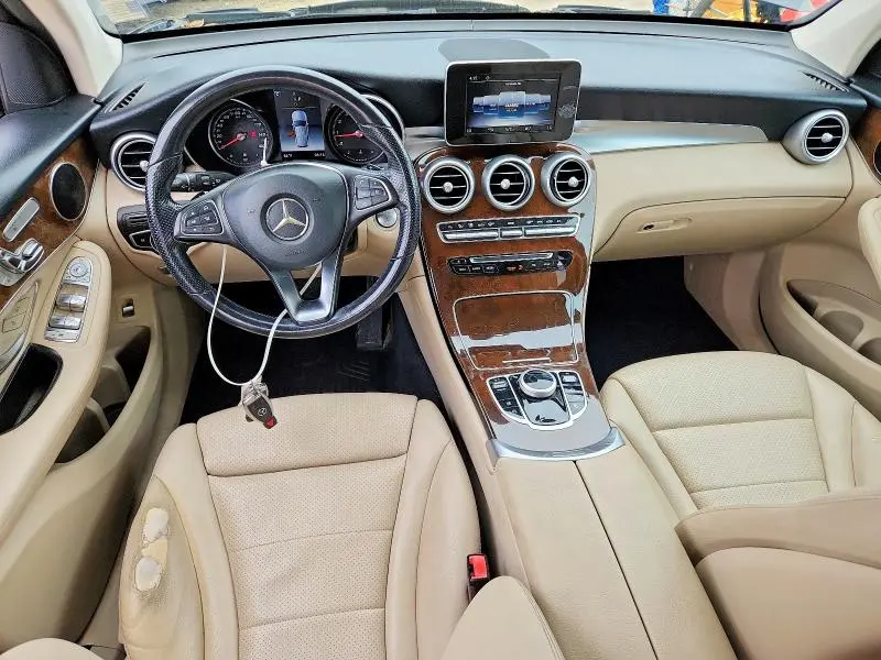 2019 MERCEDES-BENZ GLC 300 4MATIC  