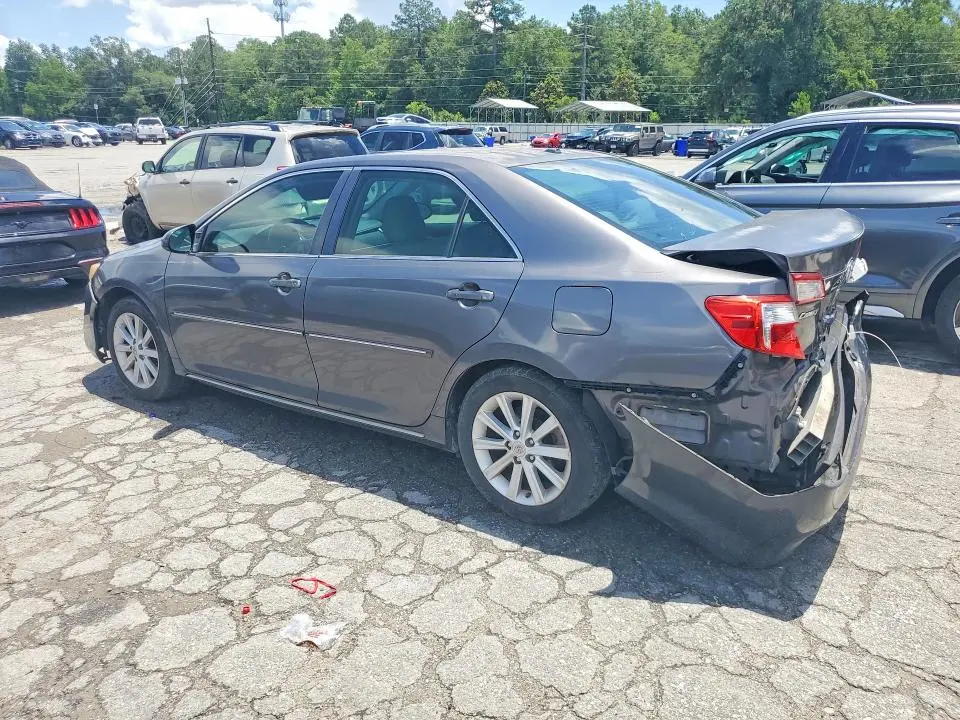 2012 TOYOTA CAMRY XLE  
