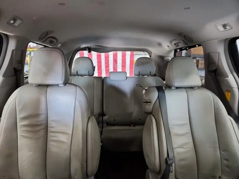 2014 TOYOTA SIENNA XLE 8-PASSENGER  
