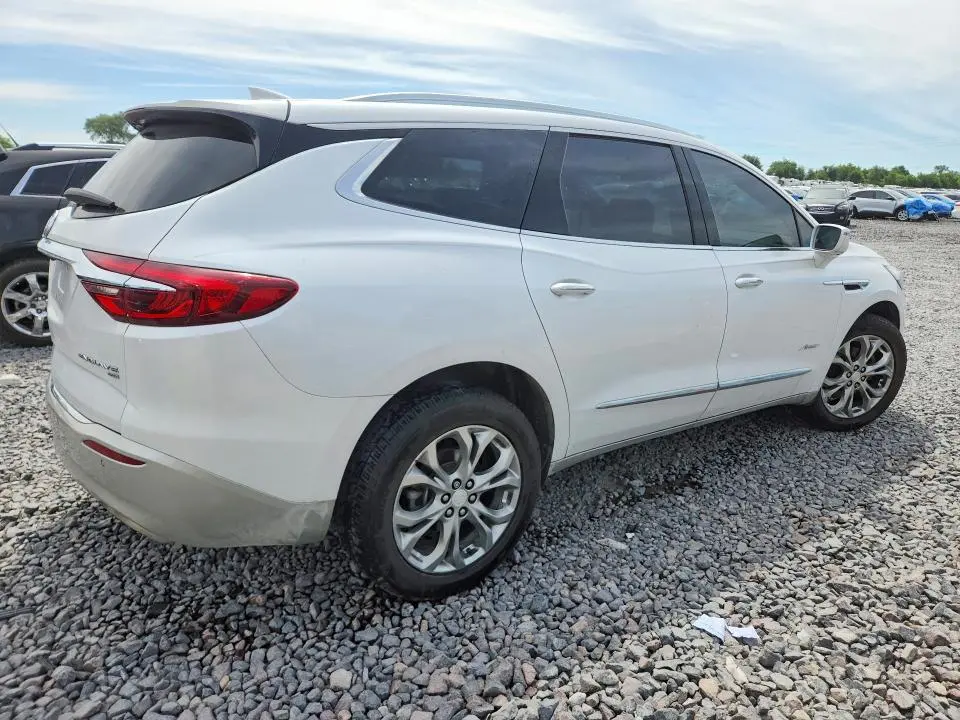 2018 BUICK ENCLAVE AVENIR  