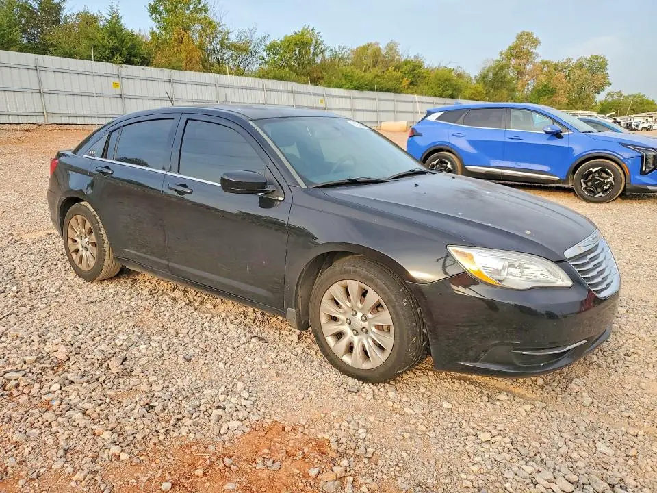 2014 CHRYSLER 200 LX  
