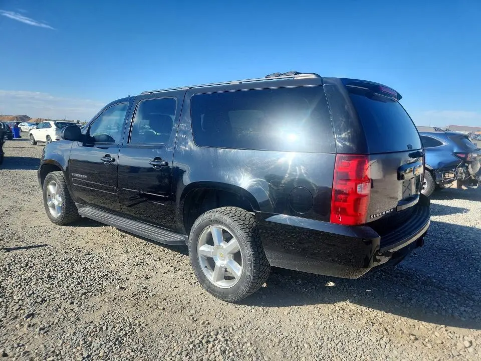 2014 CHEVROLET SUBURBAN K1500 LT  