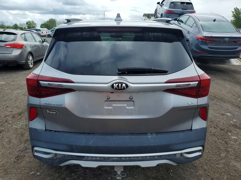 2021 KIA SELTOS EX  