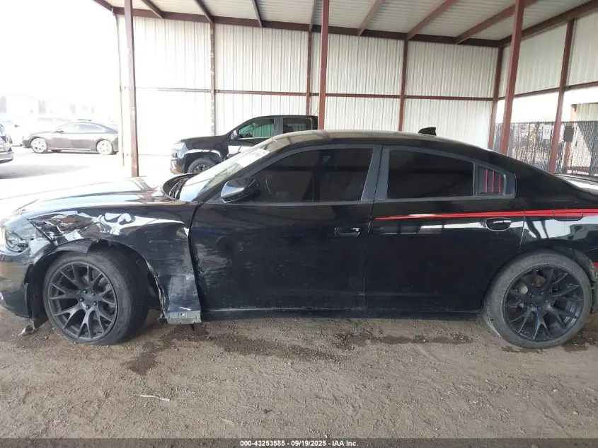 2015 DODGE CHARGER SXT