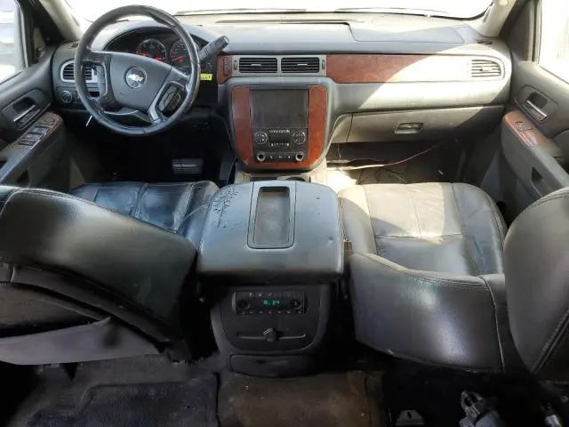 2010 CHEVROLET SUBURBAN C1500 LT  