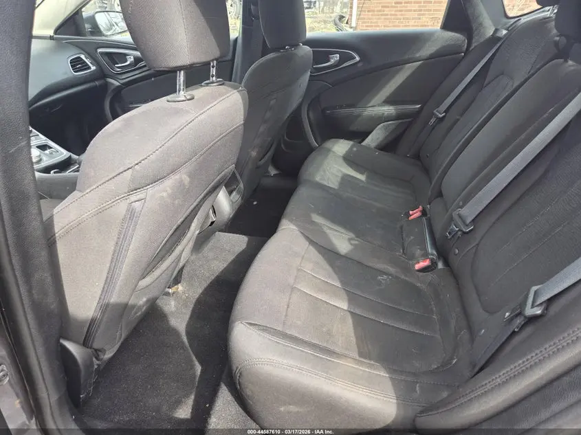 2015 CHRYSLER 200 LIMITED