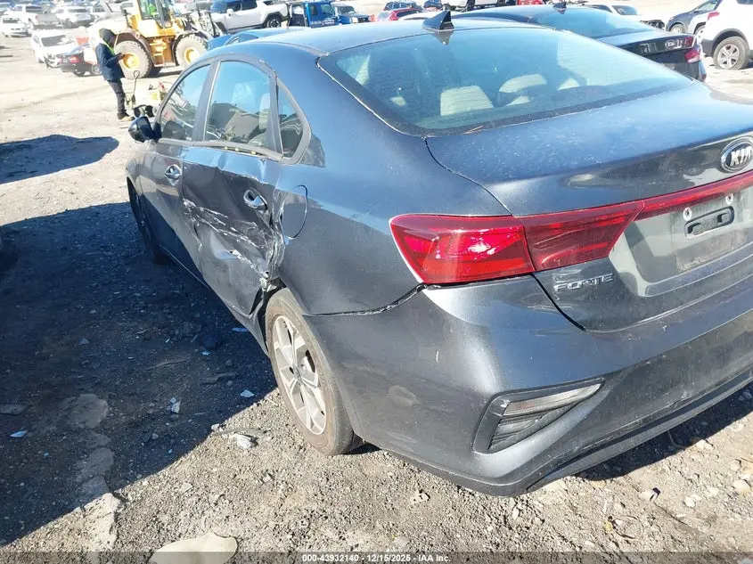 2020 KIA FORTE LXS