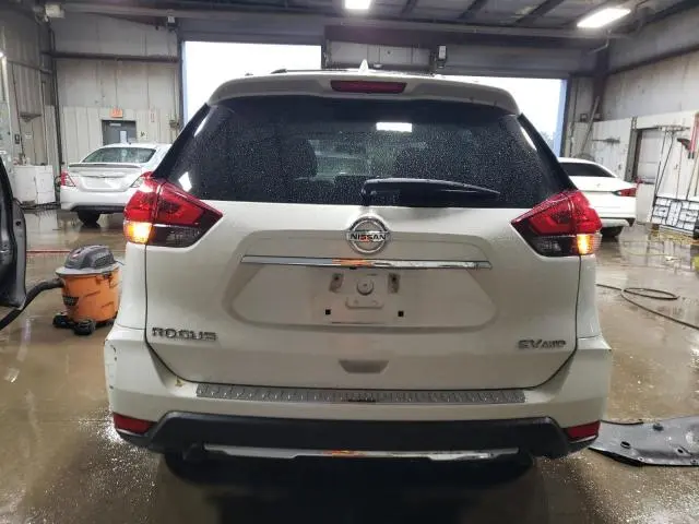 2017 NISSAN ROGUE SV