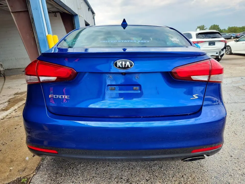 2017 KIA FORTE S  