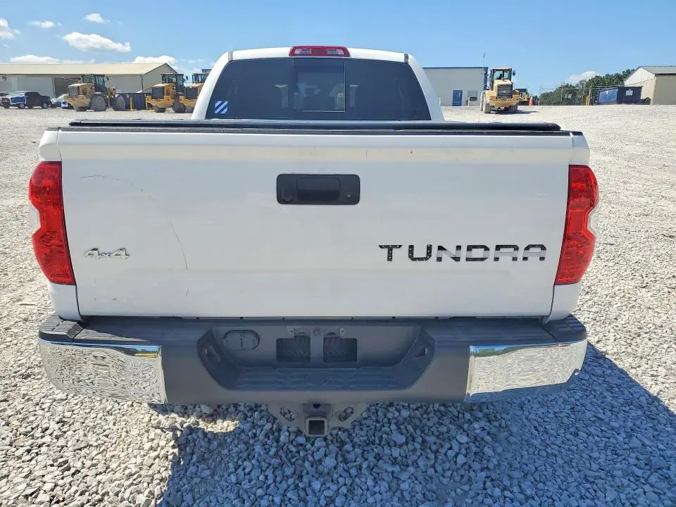 2019 TOYOTA TUNDRA SR5  