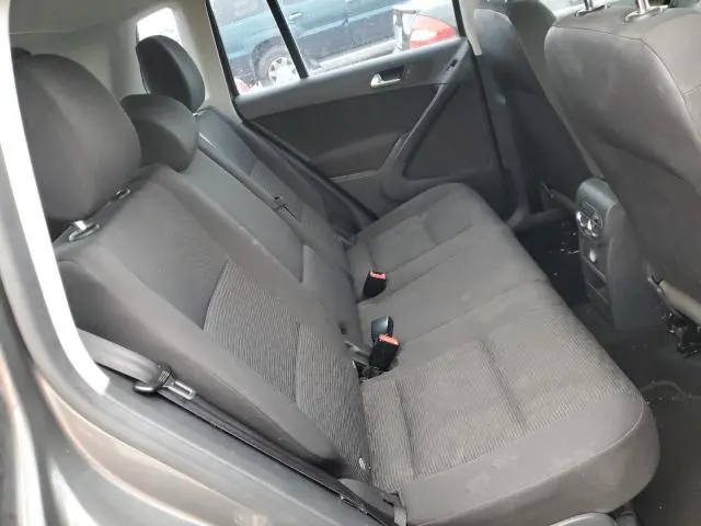 2013 VOLKSWAGEN TIGUAN S  