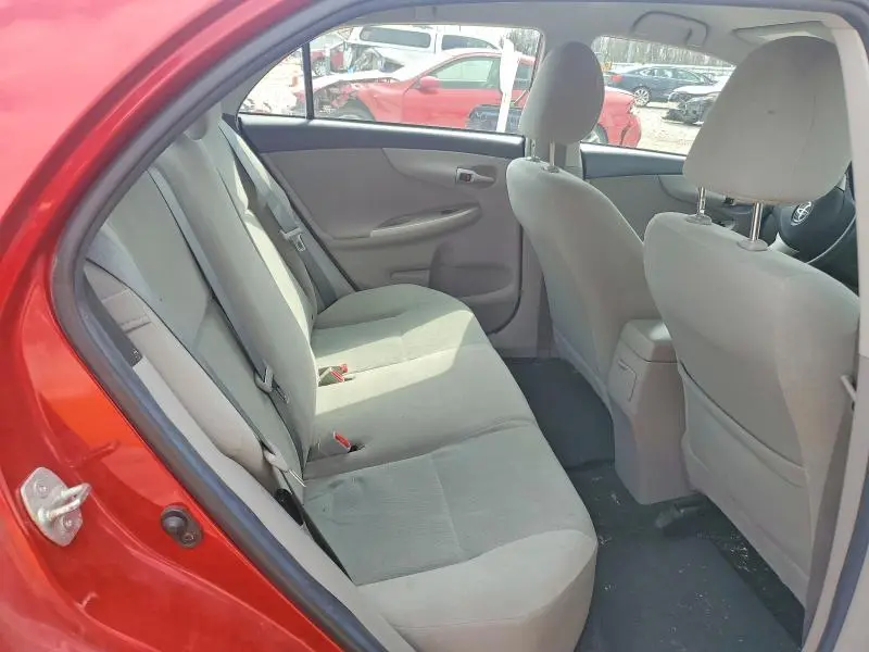 2013 TOYOTA COROLLA LE  