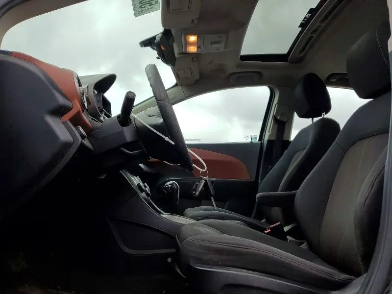 2016 CHEVROLET SONIC LT  