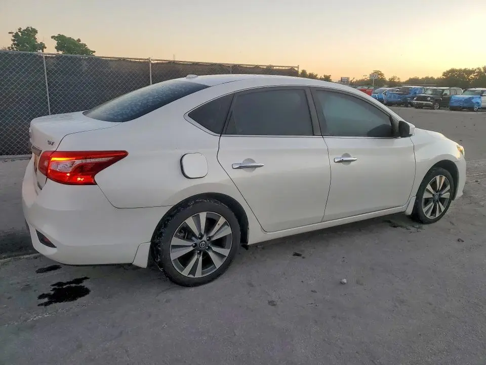 2019 NISSAN SENTRA SV  