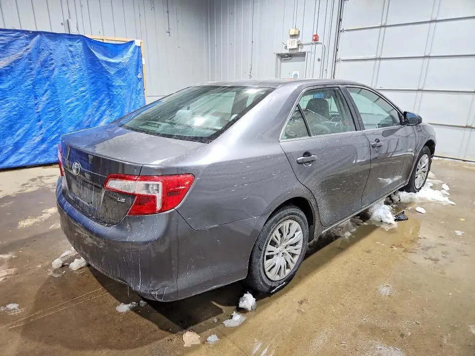 2012 TOYOTA CAMRY LE  