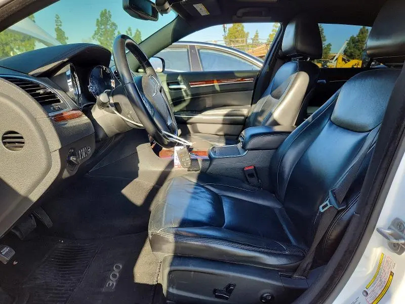 2012 CHRYSLER 300 LIMITED  