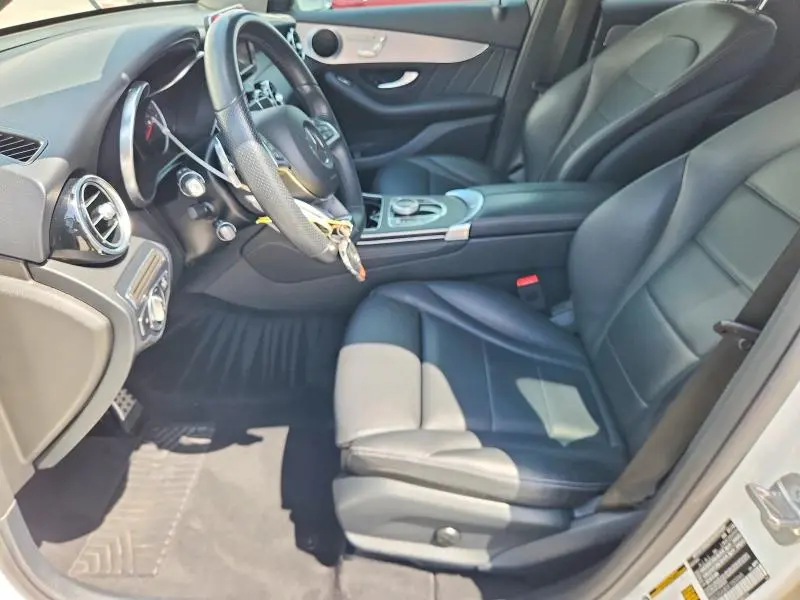 2019 MERCEDES-BENZ GLC   
