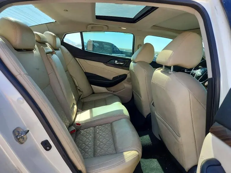 2016 NISSAN MAXIMA PLATINUM  