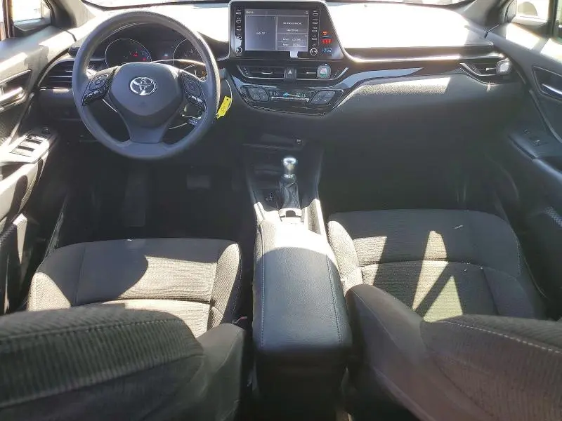 2019 TOYOTA C-HR LE  
