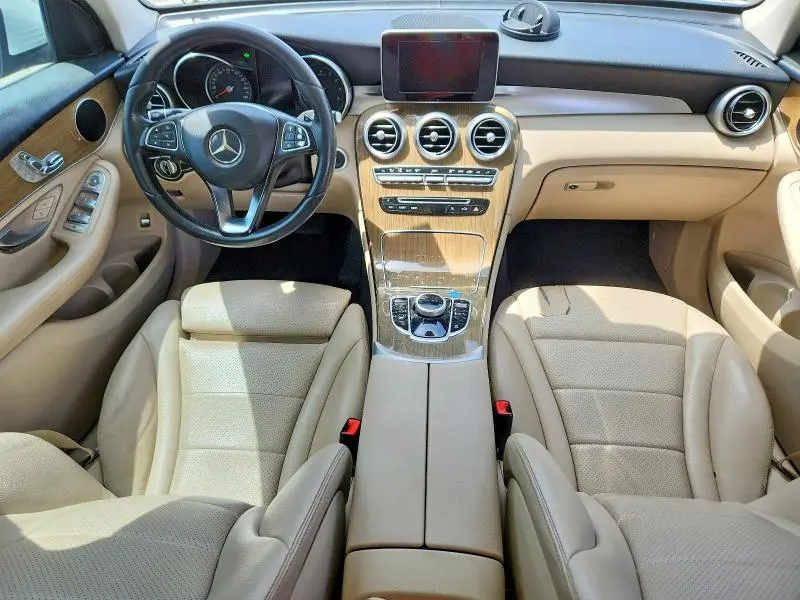 2018 MERCEDES-BENZ GLC 300  