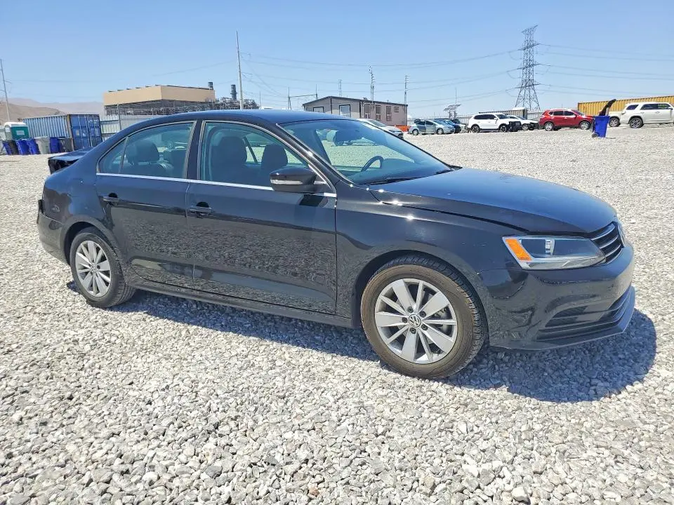 2015 VOLKSWAGEN JETTA SE  